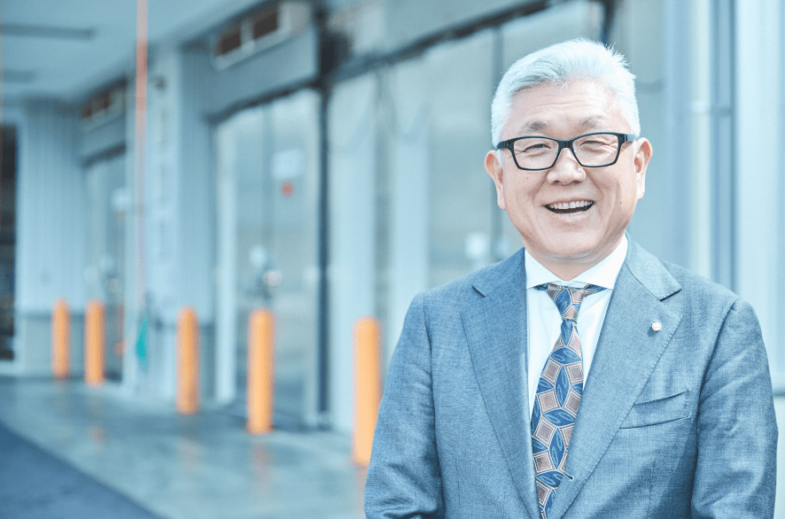 ヤマサコウショウ株式会社　代表取締役社長　佐々木 孝寿 様